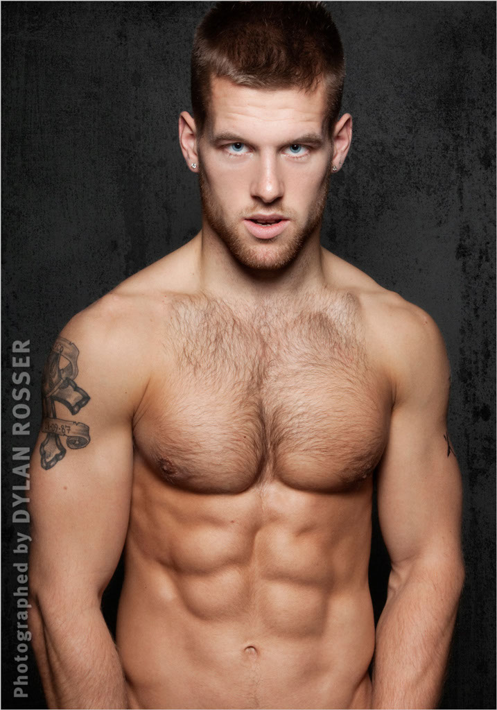 Photo HD Adam Coussins - 1