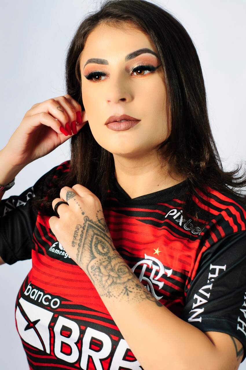 Aline Chaveirinho Anal