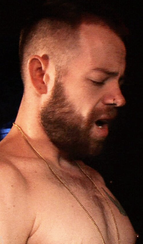 Benjamin Banks Sexe en groupe