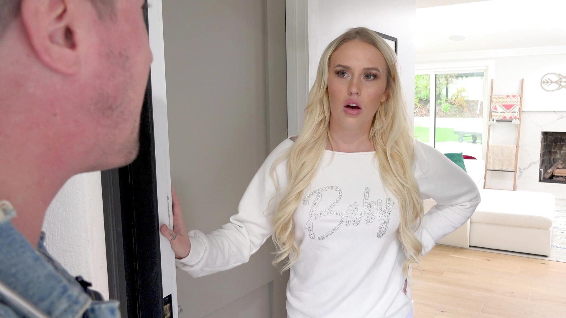 Layla Love offers up her electric car charger in return for dick 