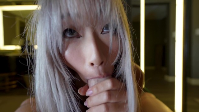 Asian Girlfriend Sucks Huge Cock For Cum