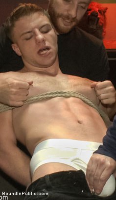 Photo HD Doug Acre - 6