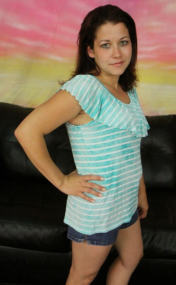 Lark Meadows Fessée