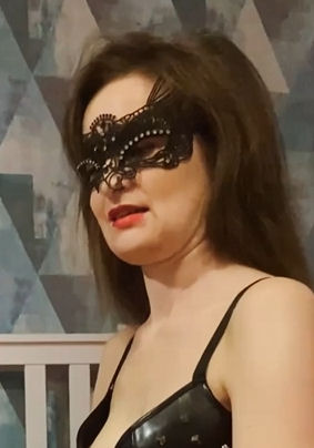 Mistress Estera Pegging