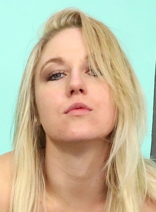 Photo HD Unknown Female 706202 - 2