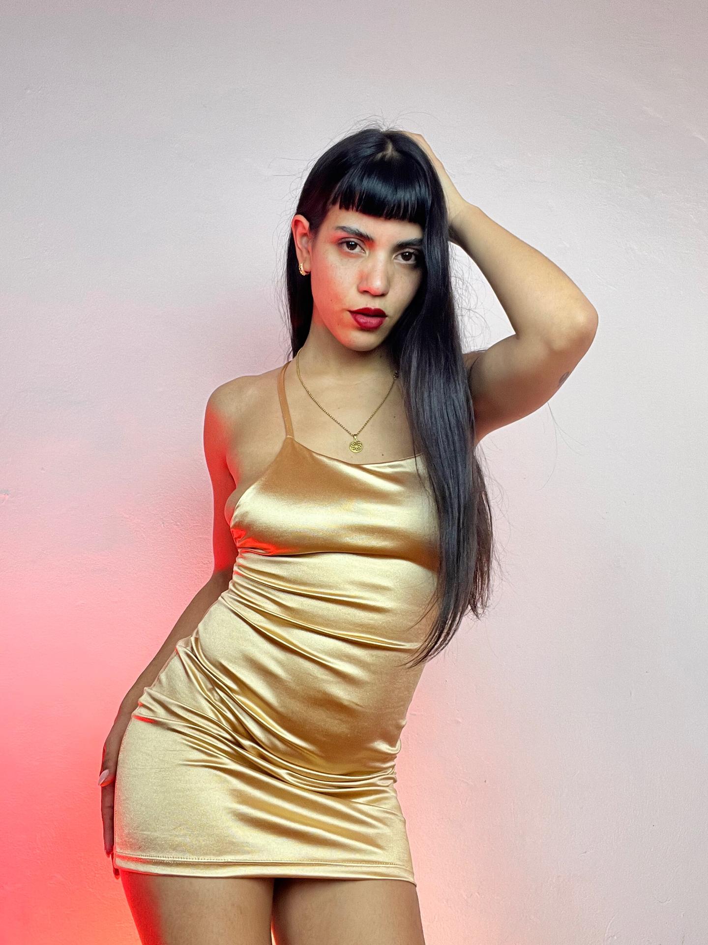 Roots Gaia Anulingus