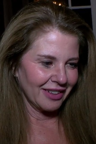 Laura Daine Gorge profonde