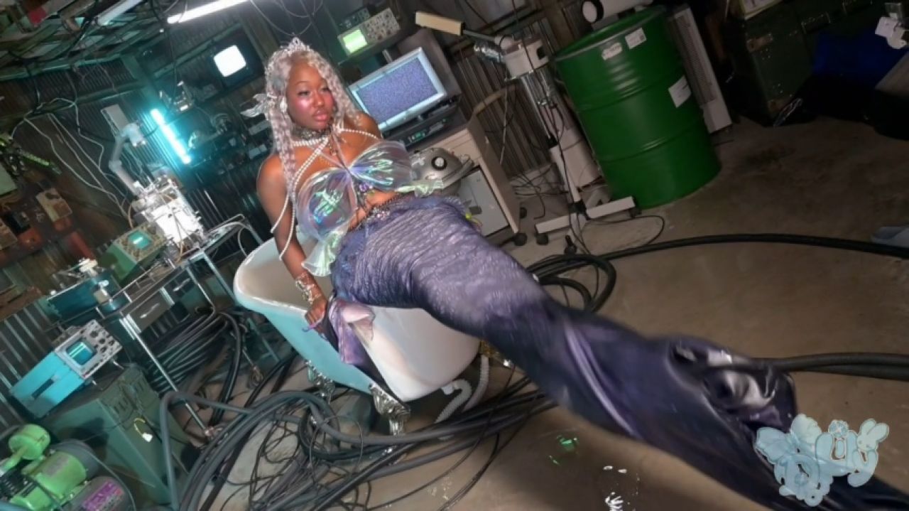 LUSTFUL LAB  storm/mermaid cosplay) LILY DIOR