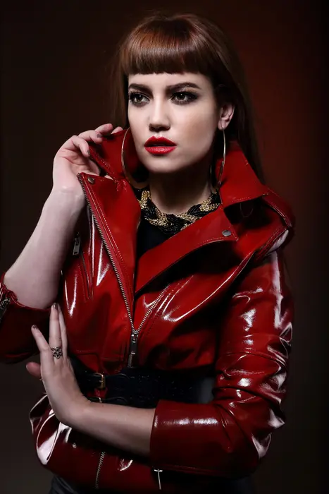 Photo HD Zoe Page - 4