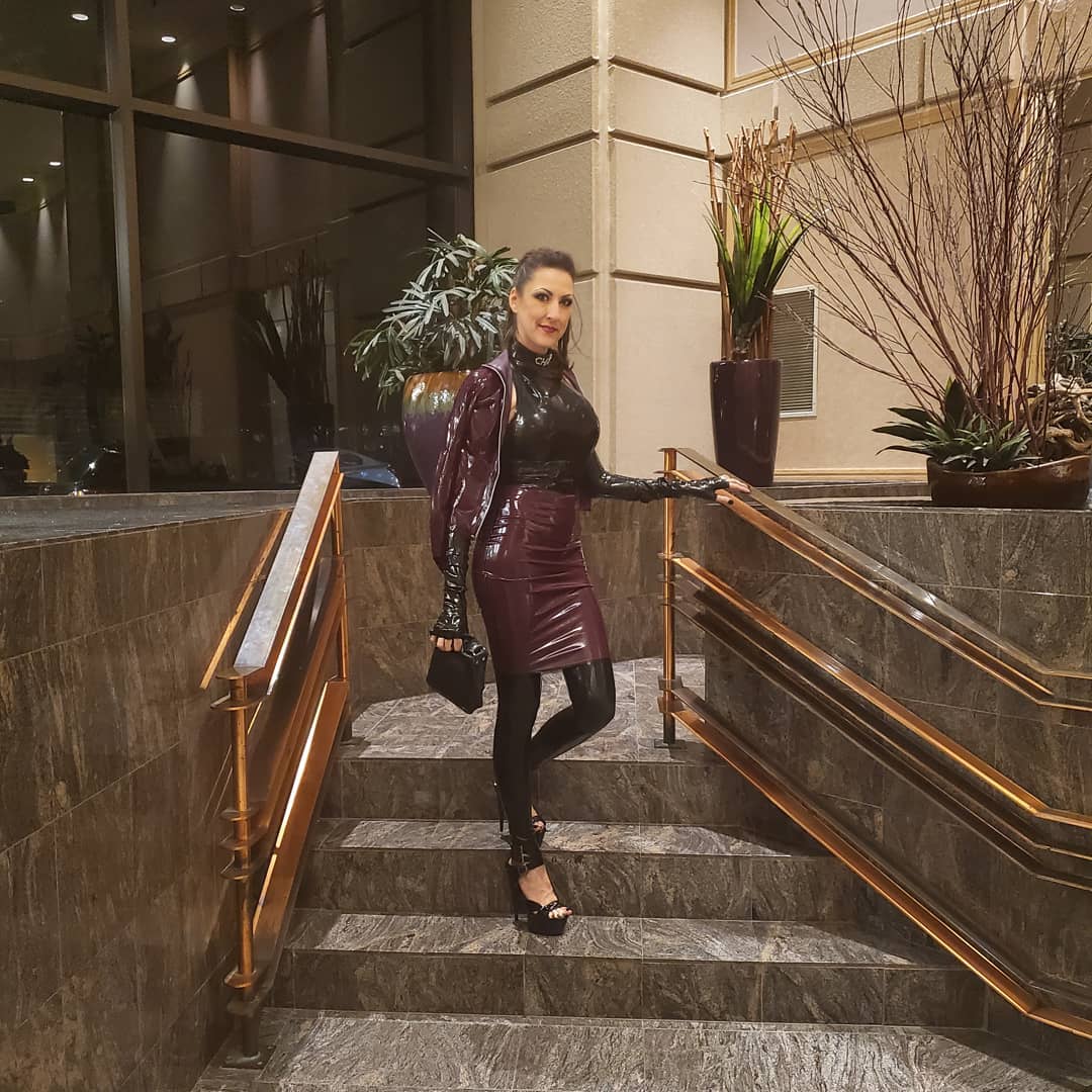 Photo HD Constance Chaos - 3