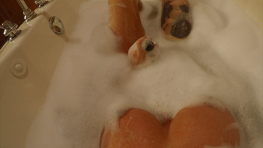 Tub Dildo Full 2018