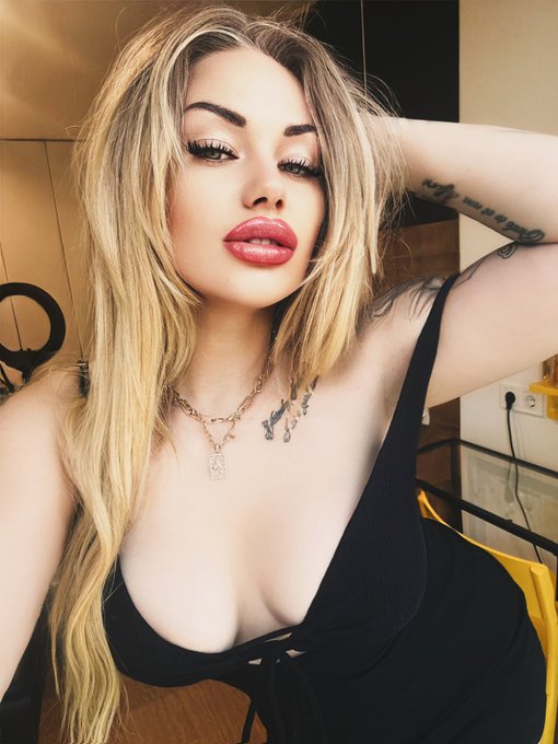 Photo HD Goddess Misha Goldy - 1