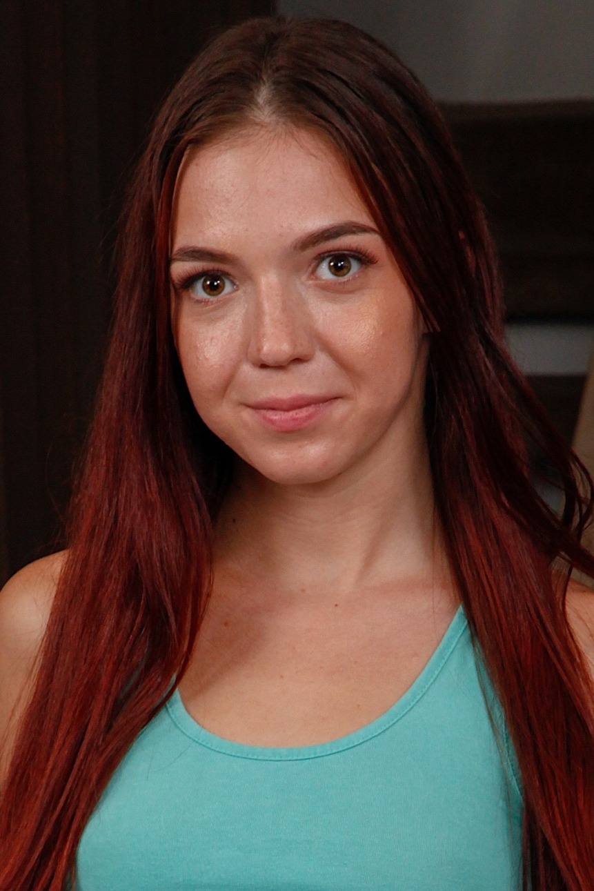 Ava Haze Hussie Pass