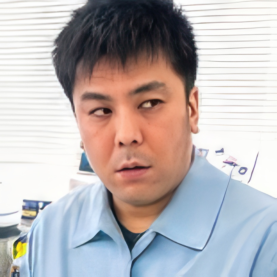 Mikio Ikenuma Fessée