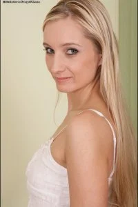 Monika Danyiova Fellation