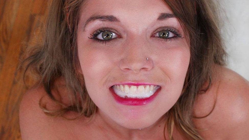 19 Yo Casey Shows Us Her Cum-smile!