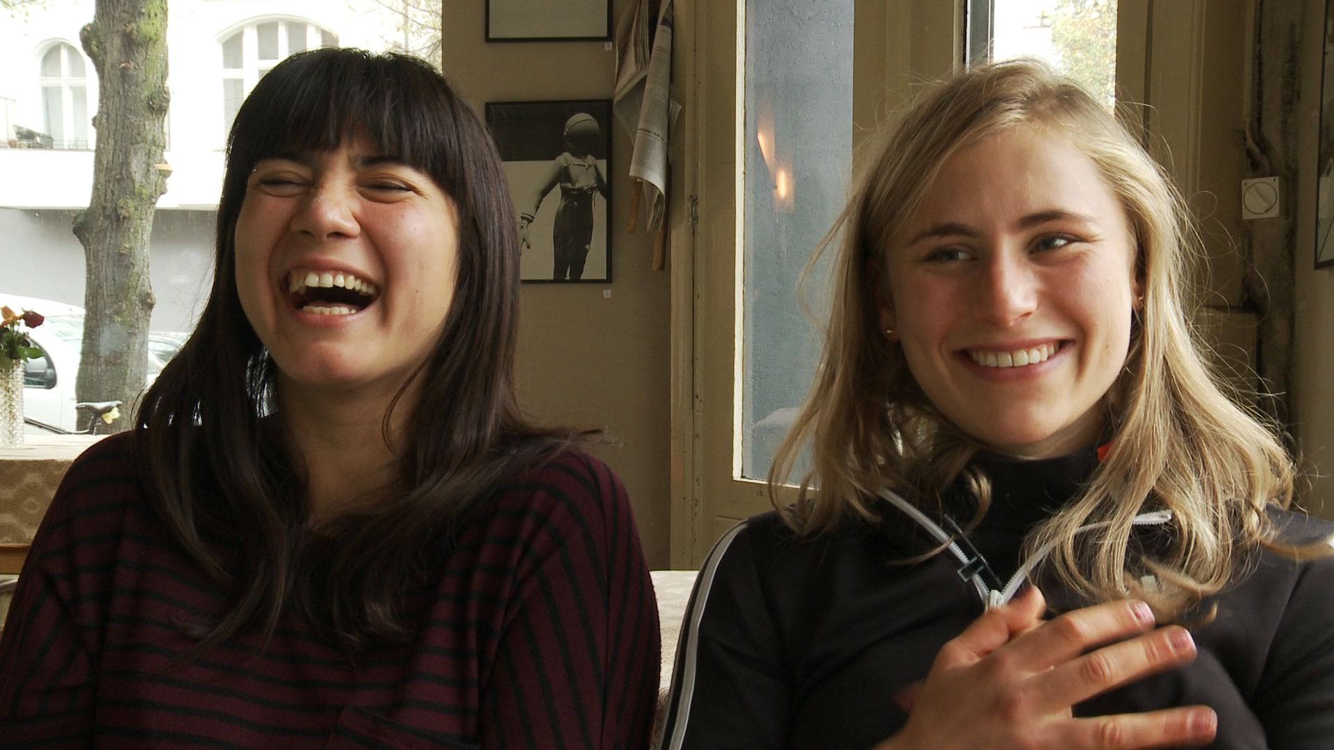 Mona & Lindsey: Mona & Lindsey in Interview