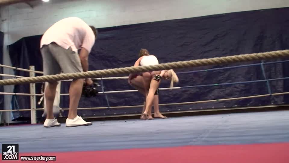 NudeFightClub backstage with Angel Long and Cathy Heaven