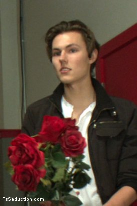 Photo HD Garett Nova - 3