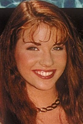 Laoura Woodman Casting X