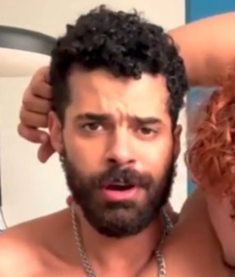 Poison Boy Anulingus