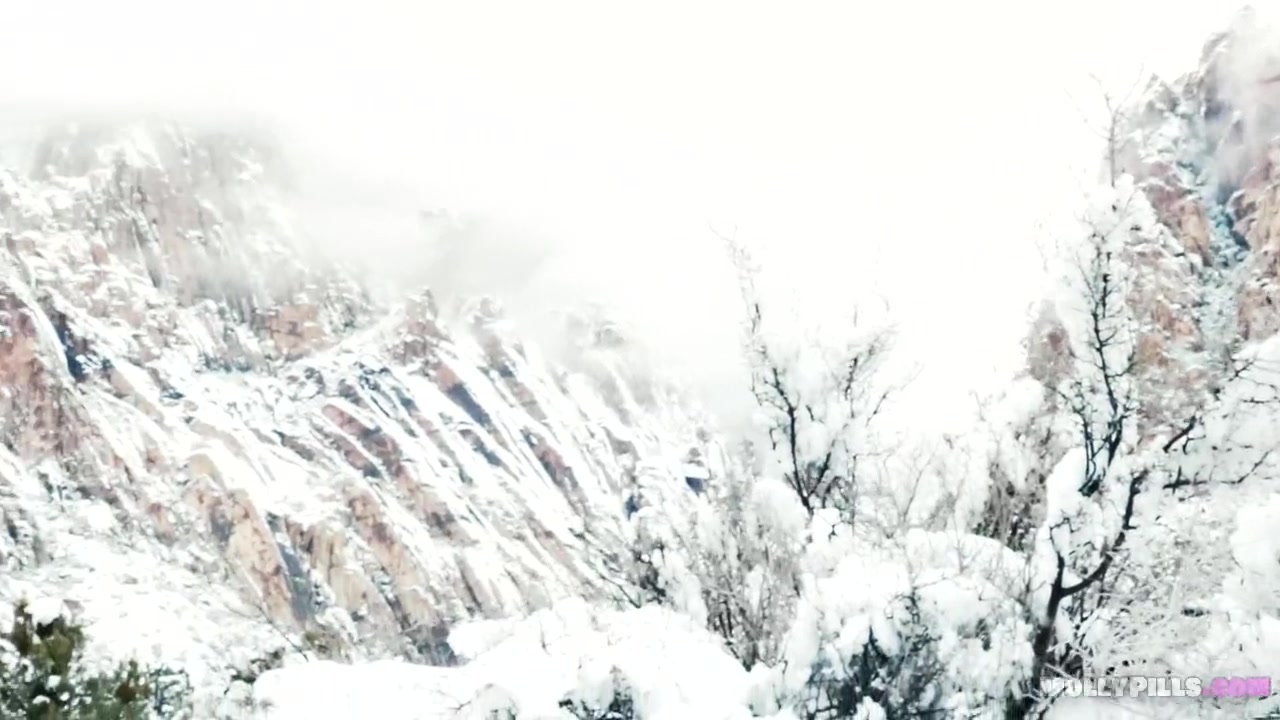 Amazing Public Blowjob POV Molly Hiking