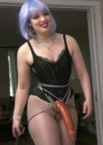 Mistress Psy Gorge profonde