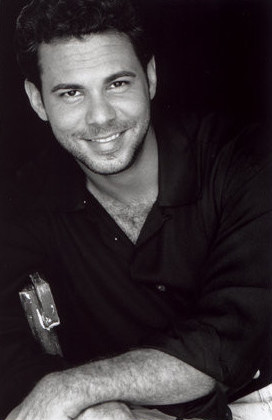 Photo HD Steven St. Croix - 1