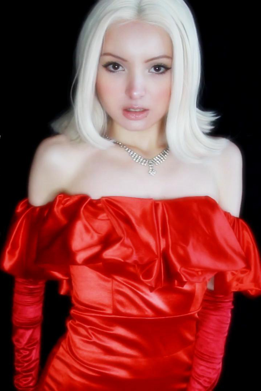 Divine Empress Kamryn Femdom