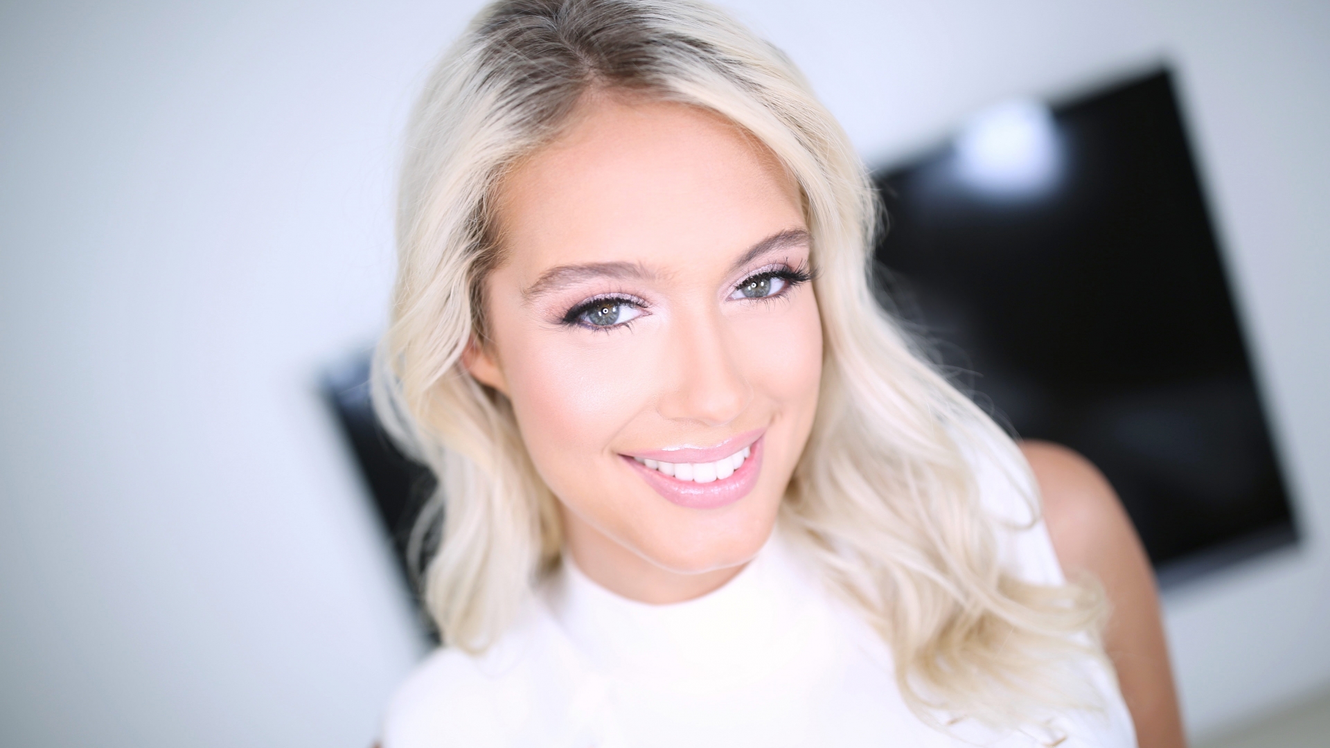 Athena Palomino, Busty Blonde Gets Banged and Swallows Cum