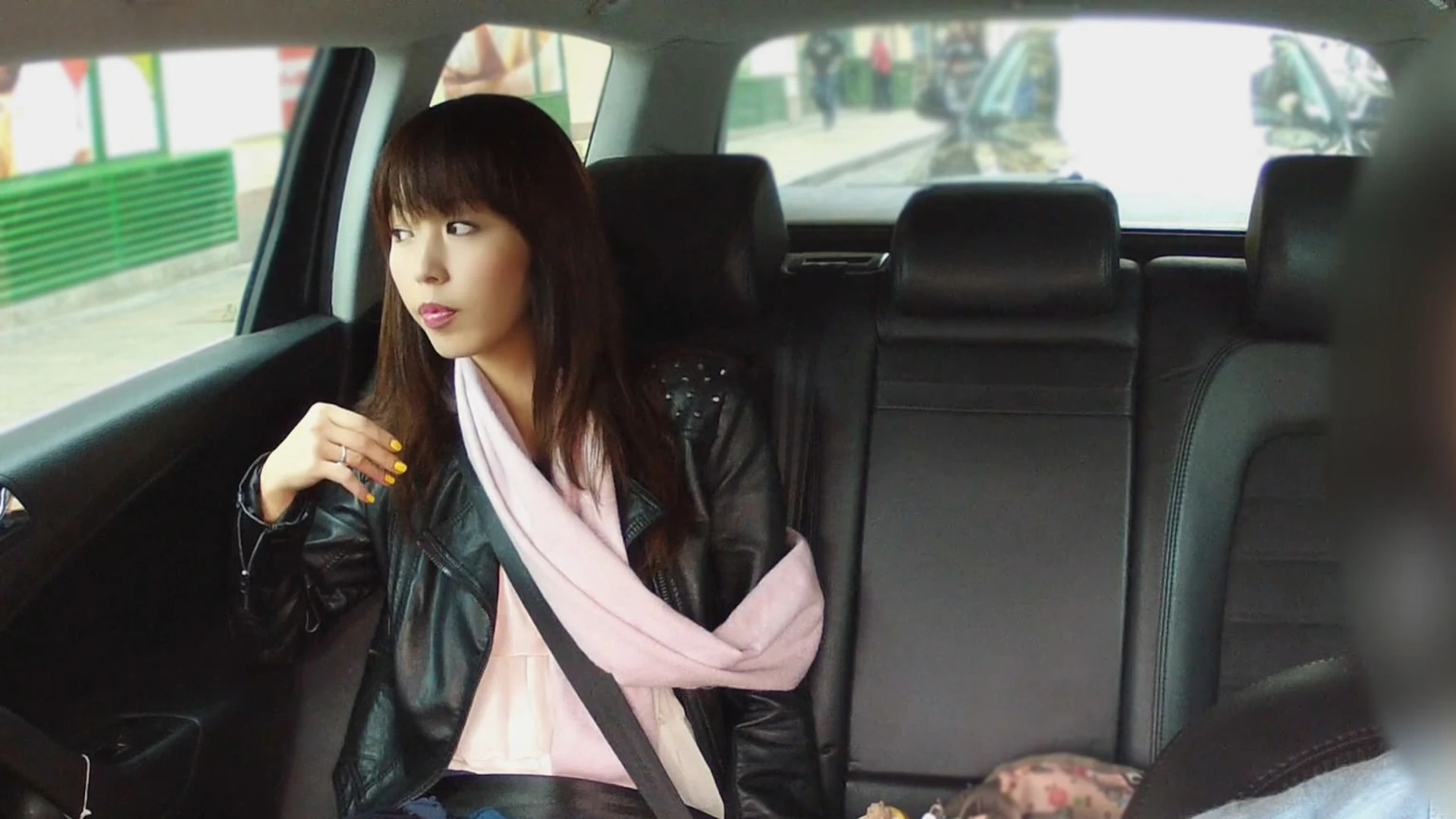 Taxi Driver Eats Out Japanese Pussy Before Fucking Her