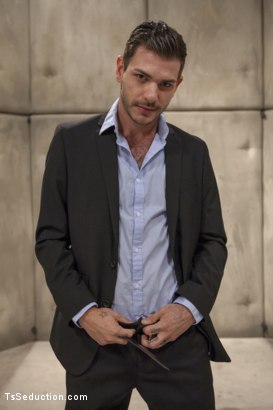 Photo HD Tristan Mathews - 4