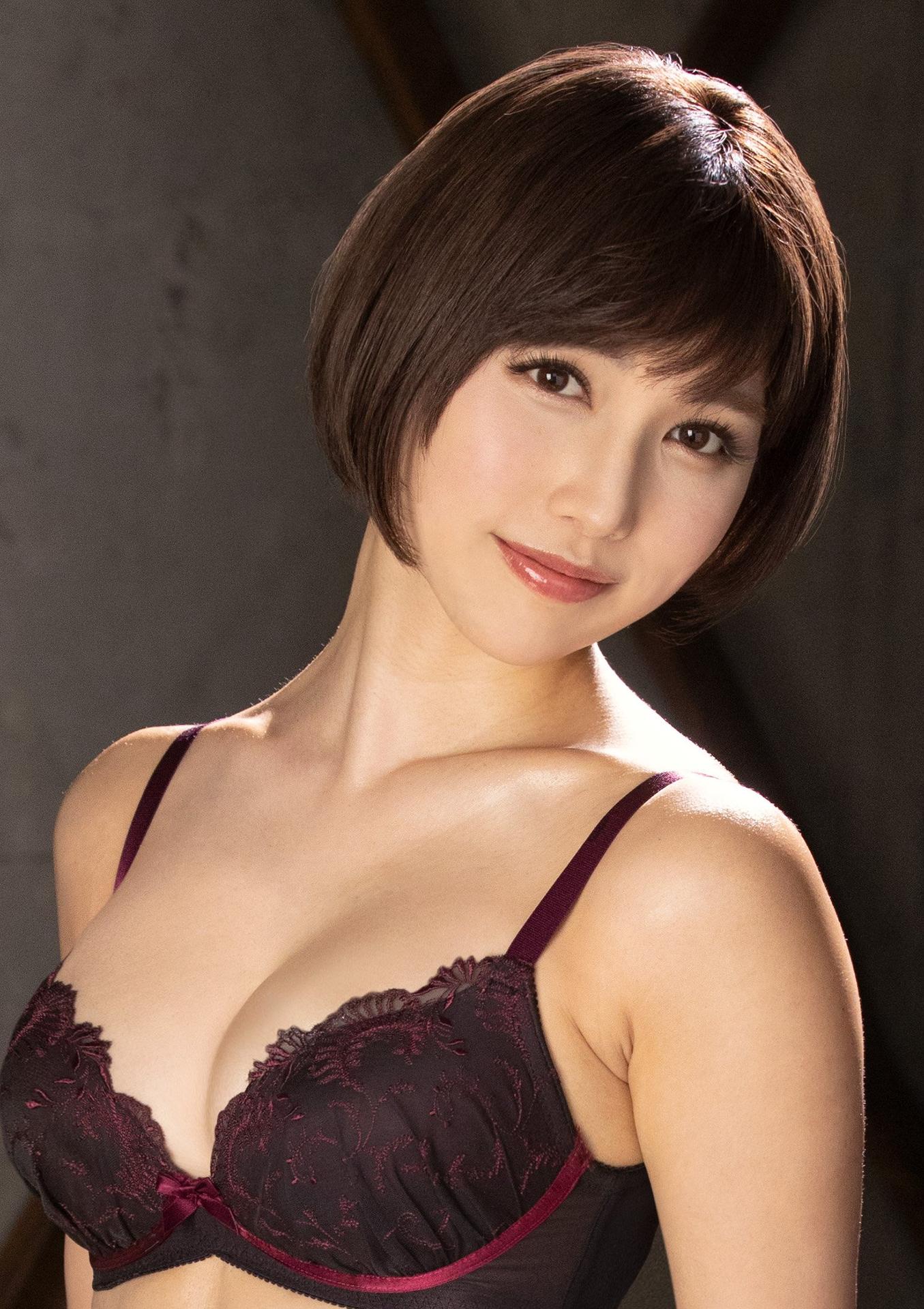 Shiori Tokunaga Sextoys