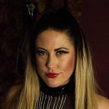 Photo HD Tyla Moore - 9