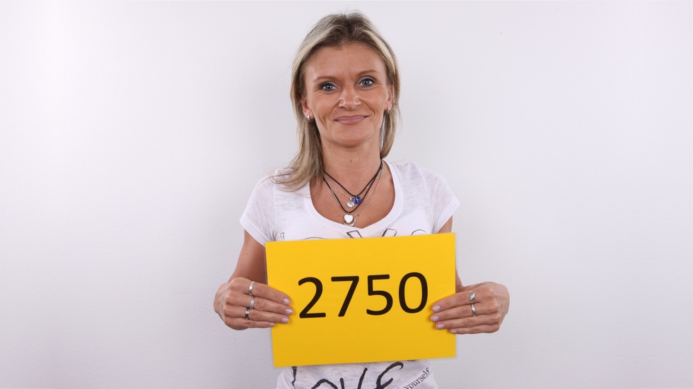 Lenka (2750)
