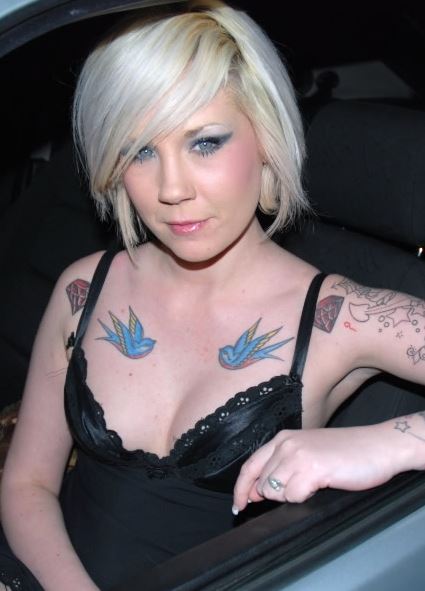 Mandy Cinn On A Dogging Mission