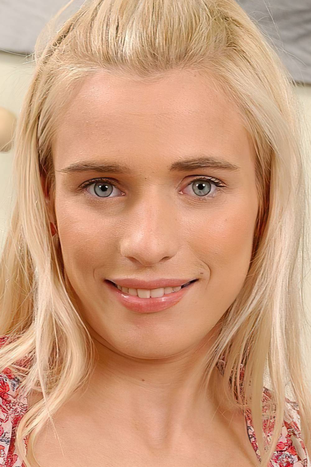 Nore Arilena Fisting