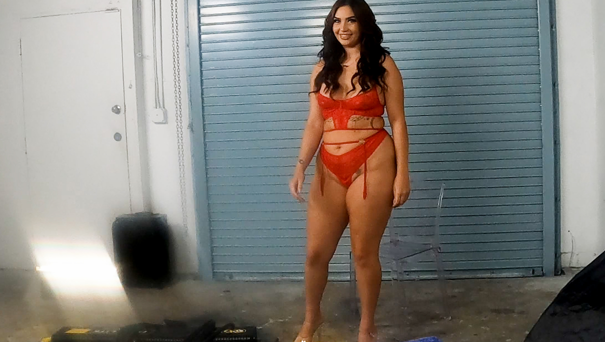 Behind The Booty: Vivian Taylor