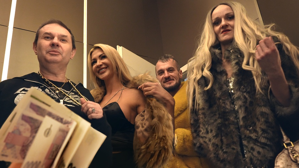 Slut for all the money