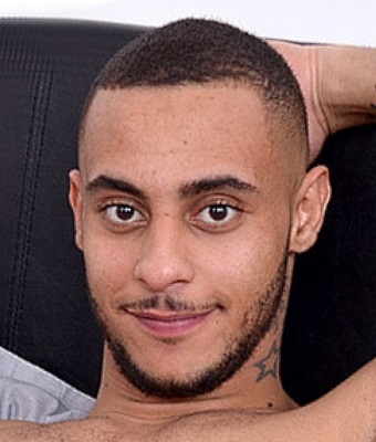 Reo Lewis Masturbation