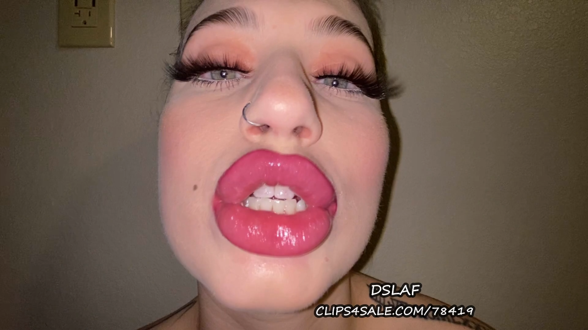 Photo HD Biancasthroat - 8