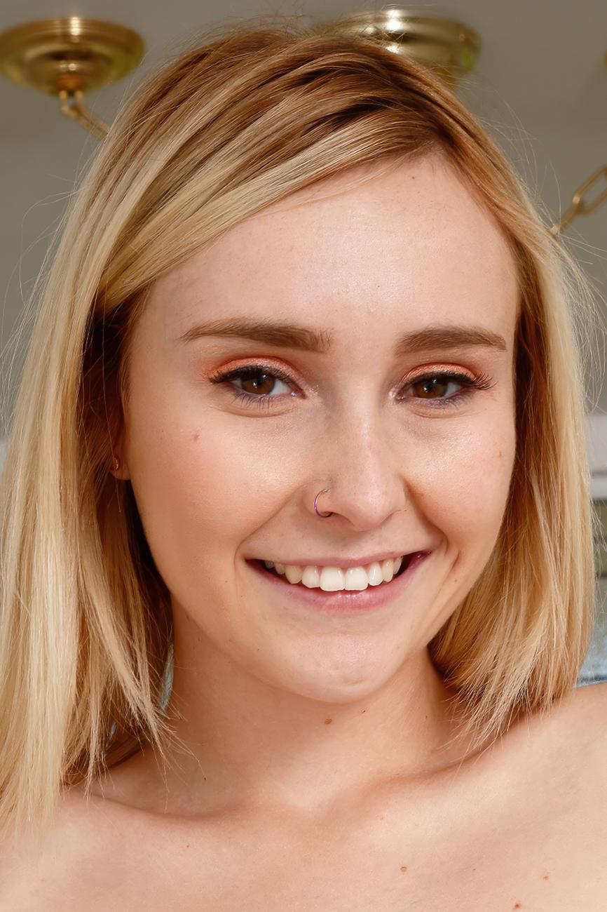 Photo HD Peyton Coast - 3