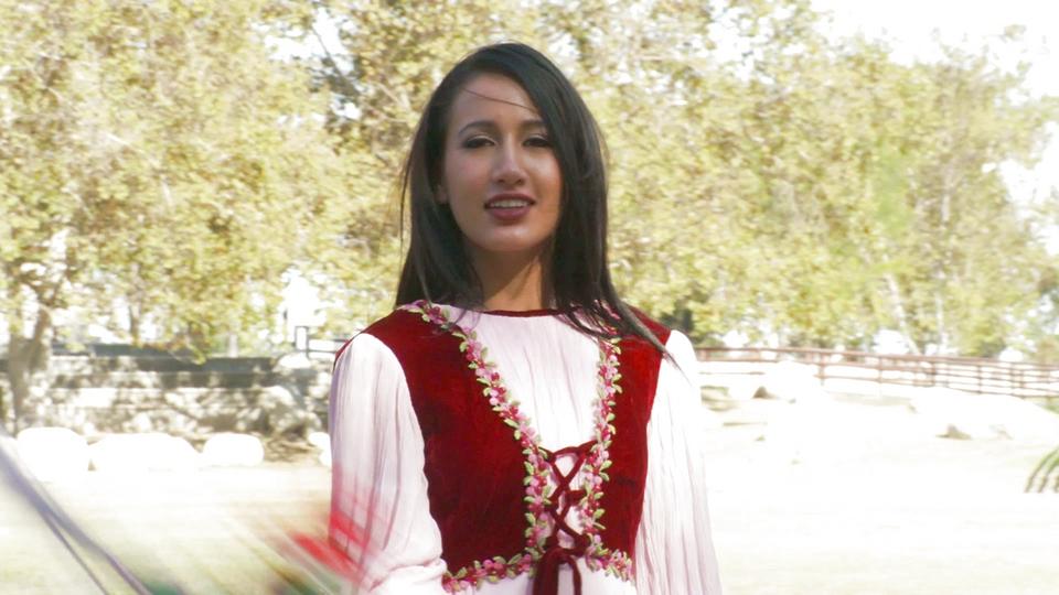 Larper Amia Miley gets some live action fucking when she gets home