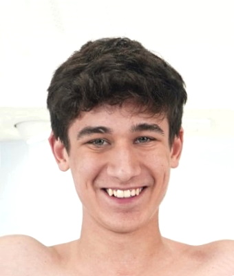 Tony Lovelocks Fessée