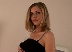 Iveta Vale Masturbating
