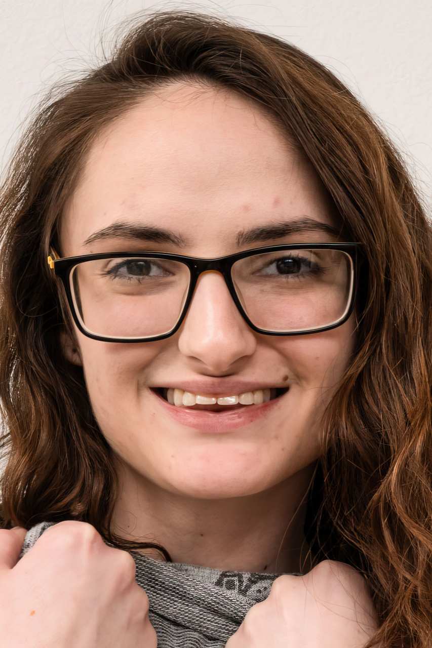 Photo HD Luci Lovett - 6