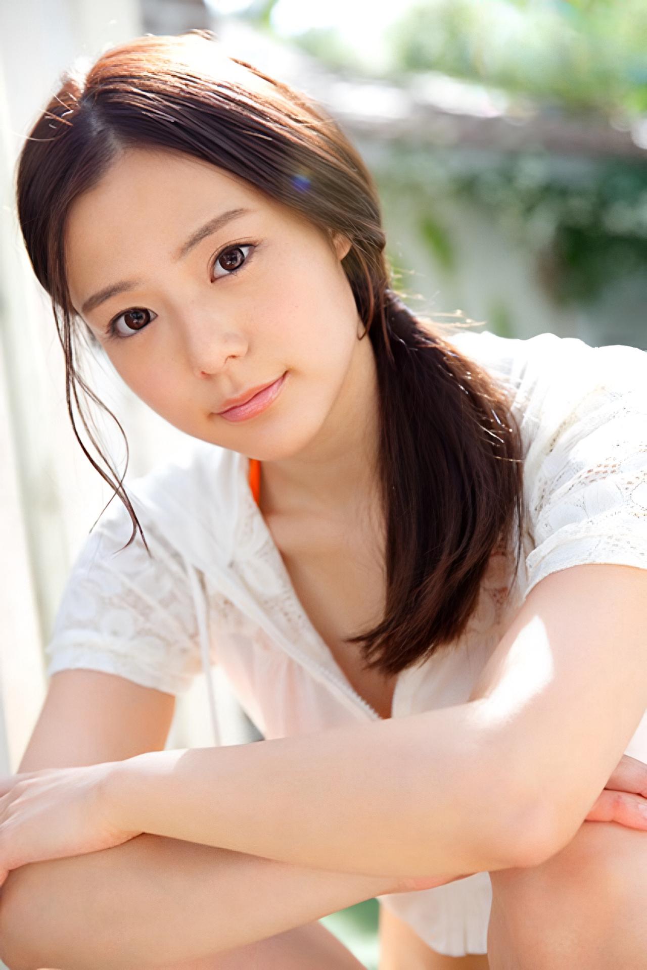 Photo HD Nene Yoshitaka - 1