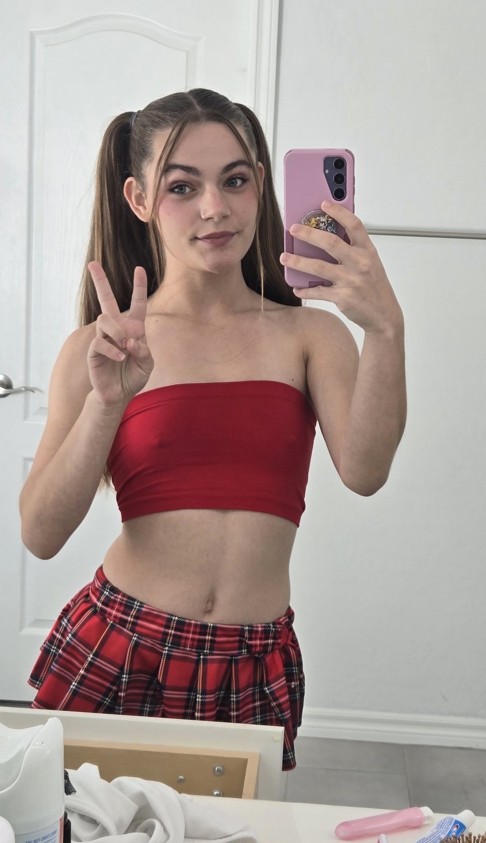 Photo HD Juniper Ren - 2