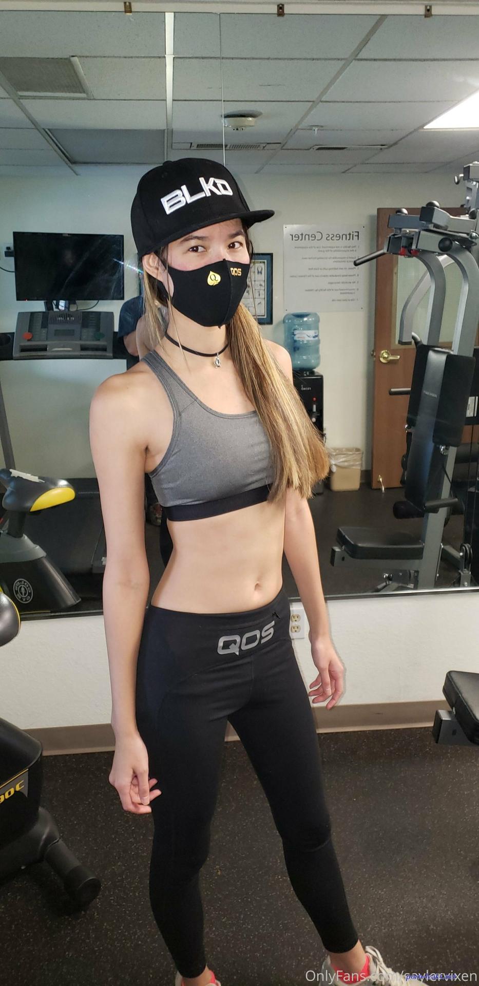 Sayler Vixen Fessée