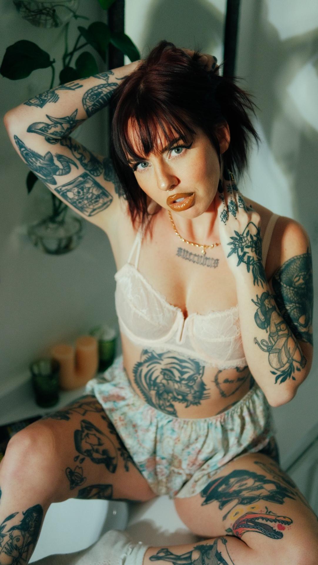 Scarlett Cummings Plan à quatre